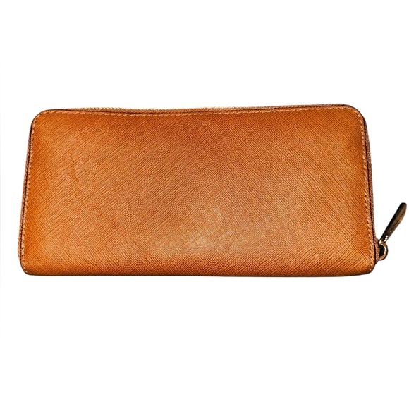 Michael Kors Tan Leather Zip Around Long Wallet - Picture 2 of 7